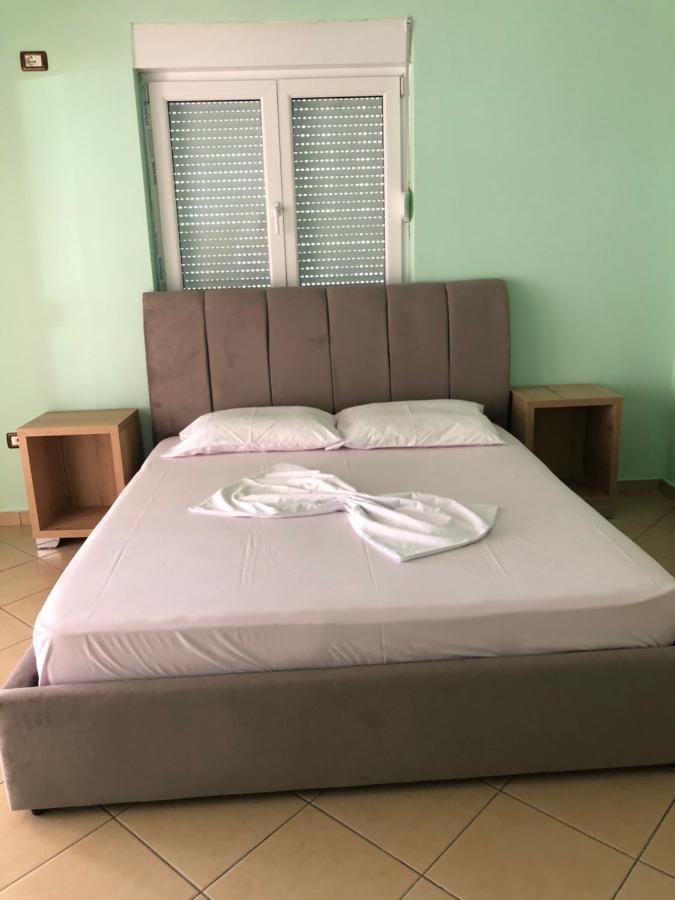 Lungomare Apartment Влёра Экстерьер фото